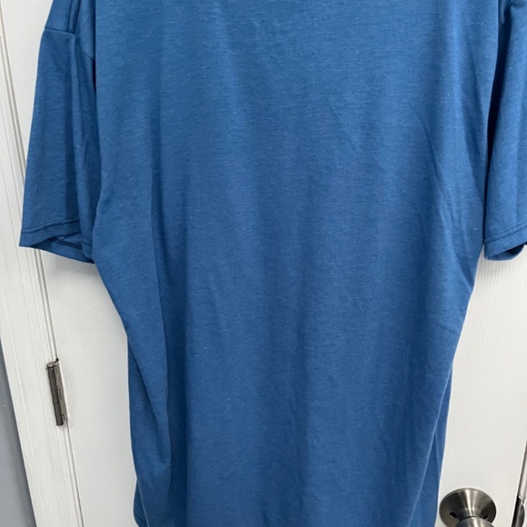 Billabong core fit tshirt blue short sleeve shirt new large NWT - Picture 4 of 4